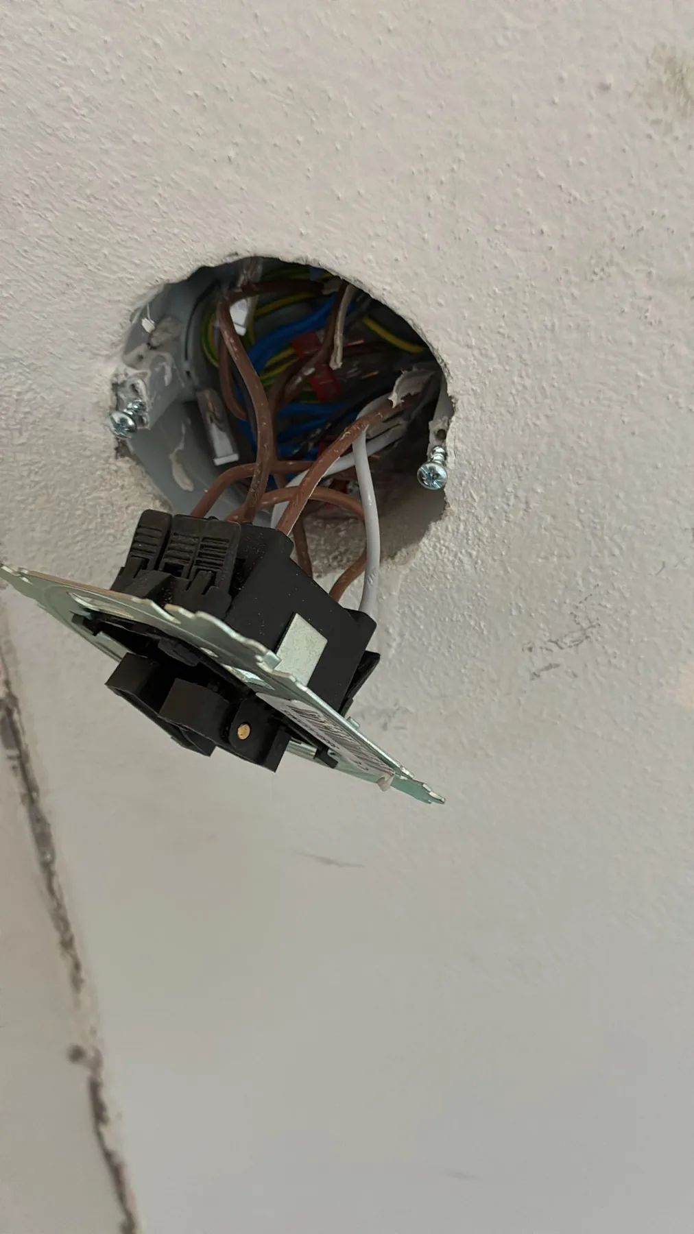 Kompletní elektroinstalace, Praha Radošovická – fotografie 41